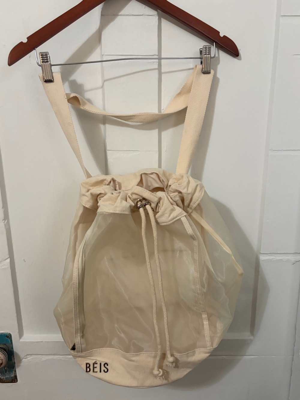 BEIS
Beis - The High-brid Backpack (limited edition) - Picture 3 of 5